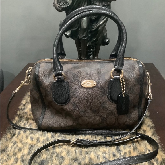 Coach Handbags - COACH SIGNATURE BAG WITH STRAP